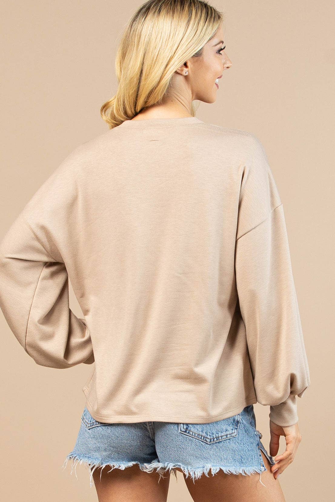 LONG LIVE COWGIRLS GRAPHIC SWEATSHIRT