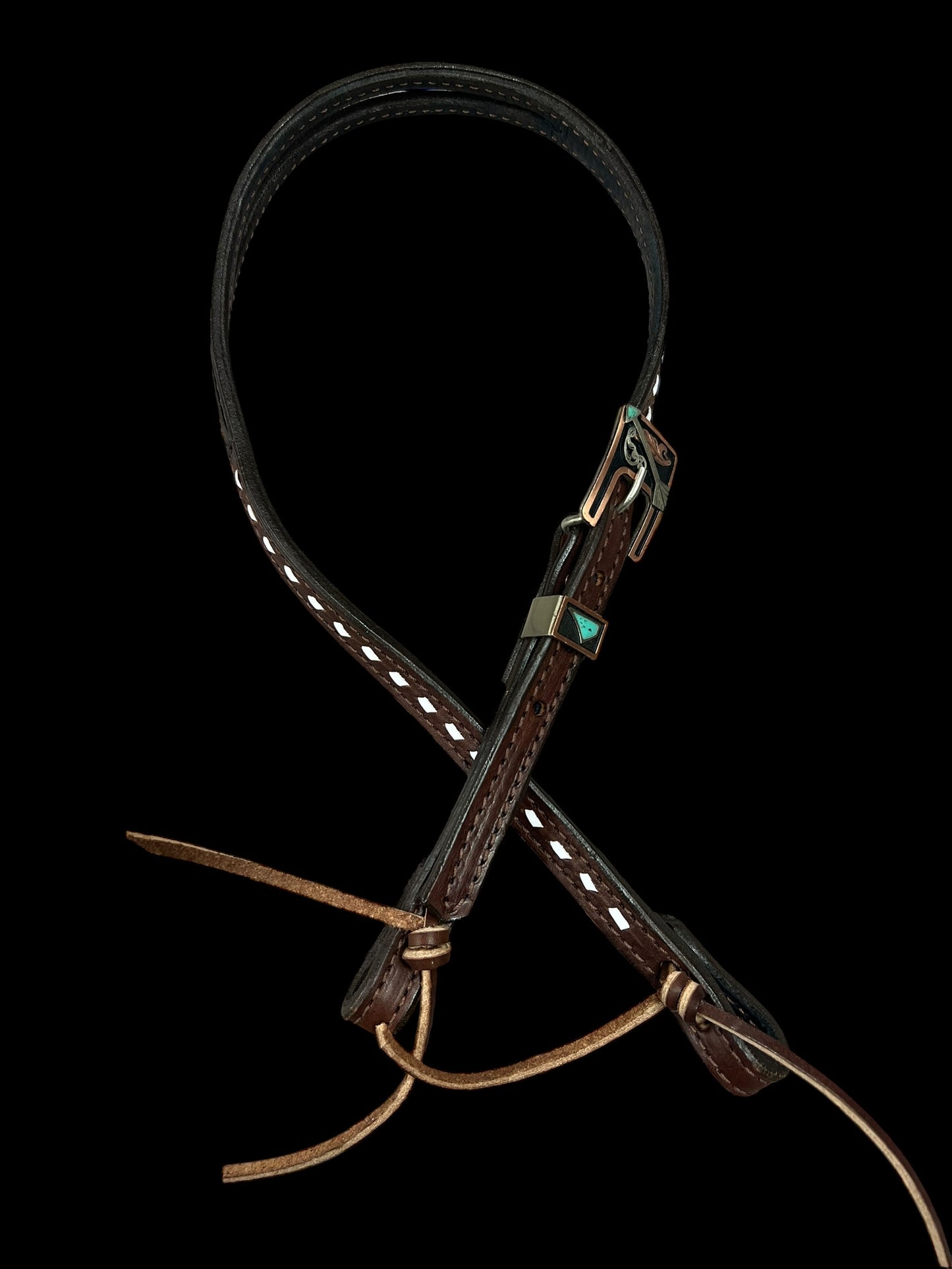 Simple tack set (spots and conchos)