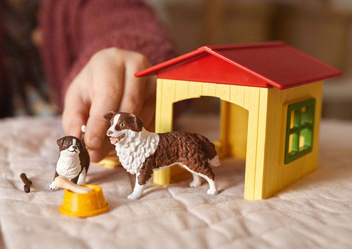 Friendly Dog House Farm Figurine Toys Play Set