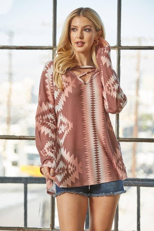 MORGAN AZTEC PRINT CROSS V NECK WAFFLE TOP: Rust