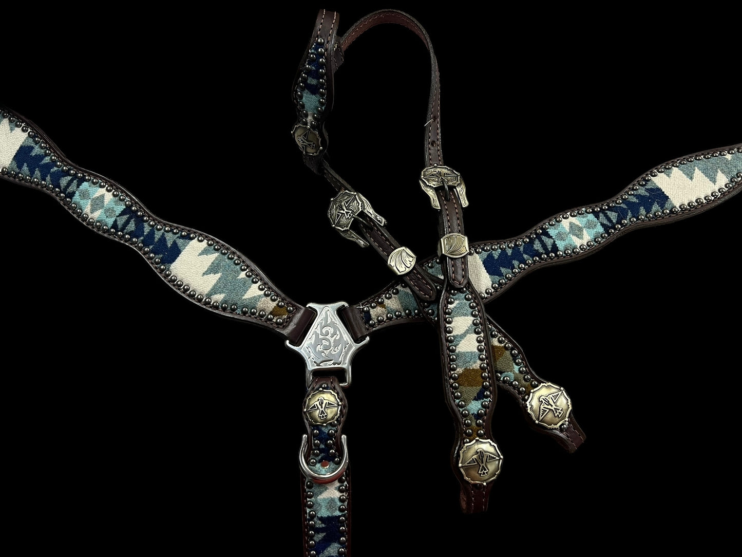 Rancho Arroyo Blue Pendleton® on dark leather