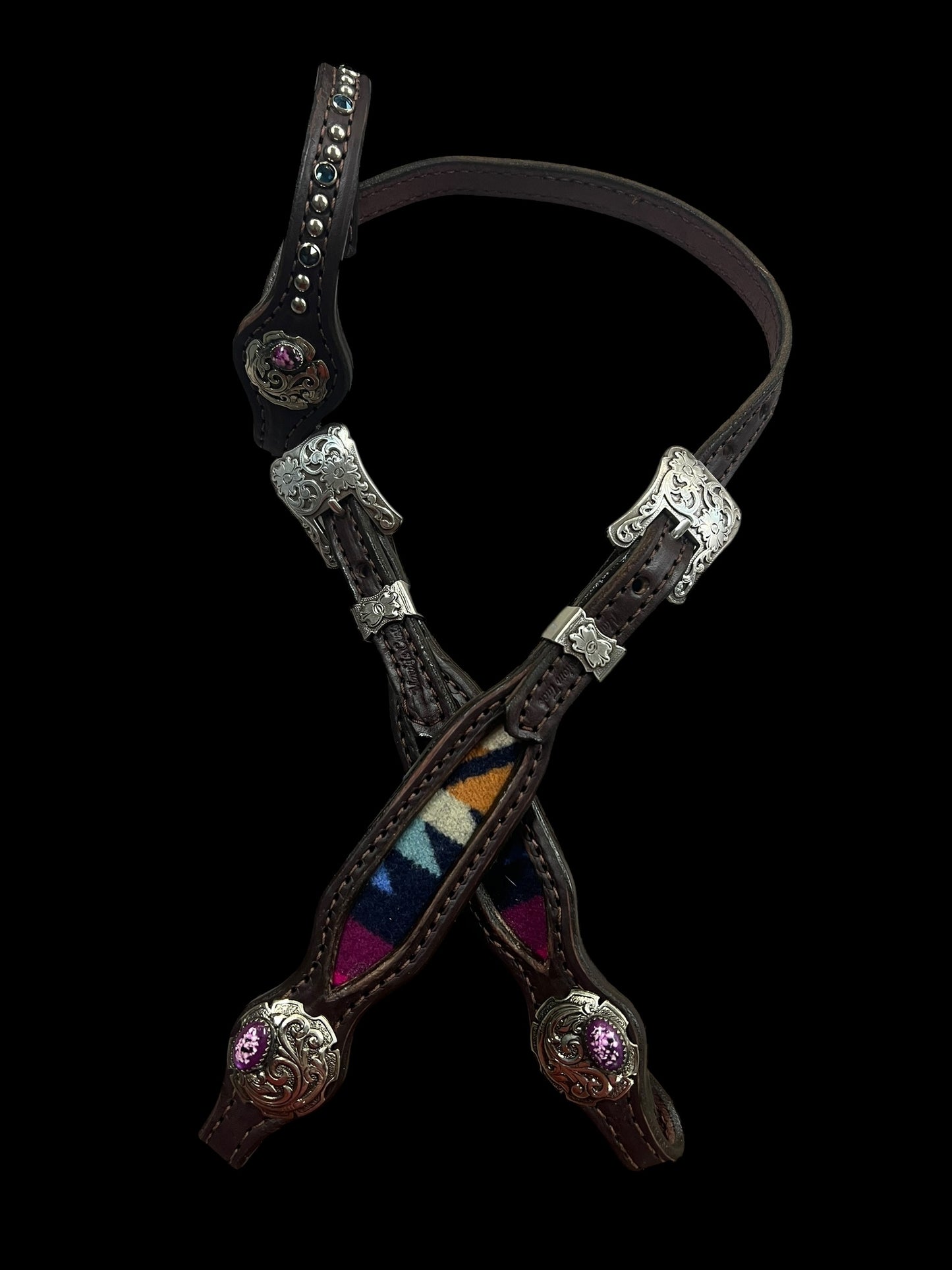 Hipster Navy and pink wool on dark leather