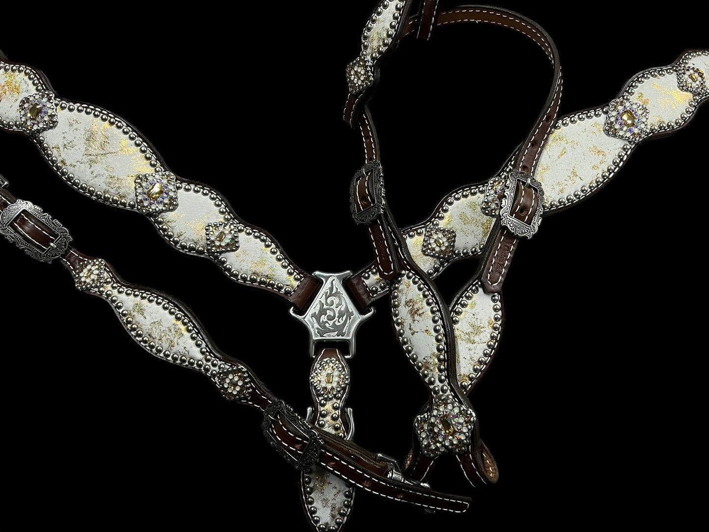 Ivory and gold halo on Walnut leather