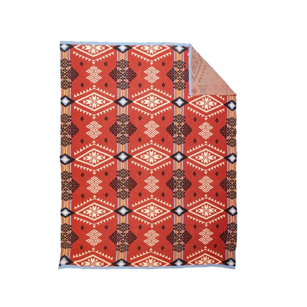 RED SAND TRAIL THROW