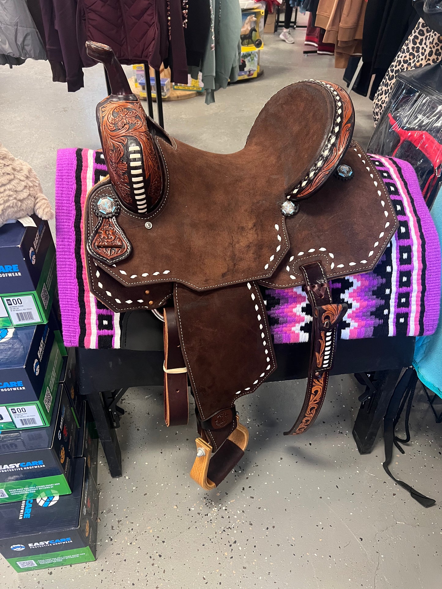Circle L Square Skirt Barrel Saddle