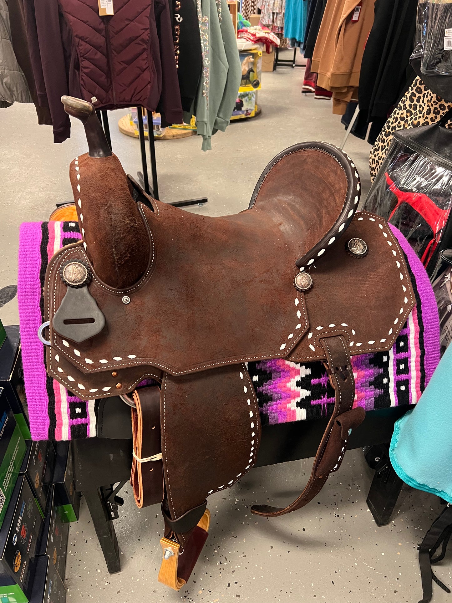 Circle L Saddle Spinal Relief Buckstitch