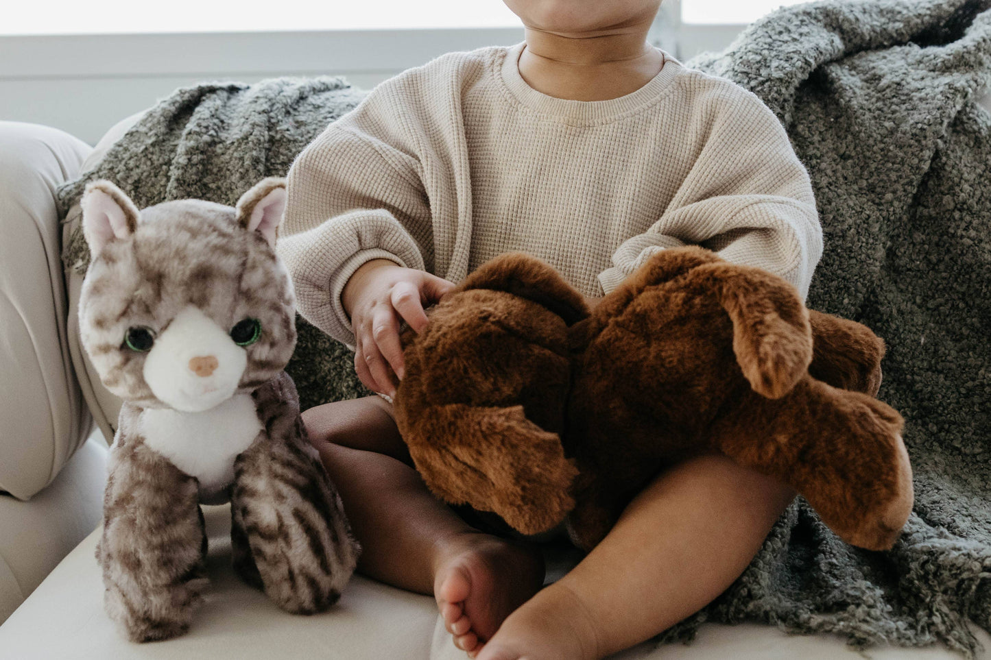 9" (20cm) Labrador Chocolate Dog