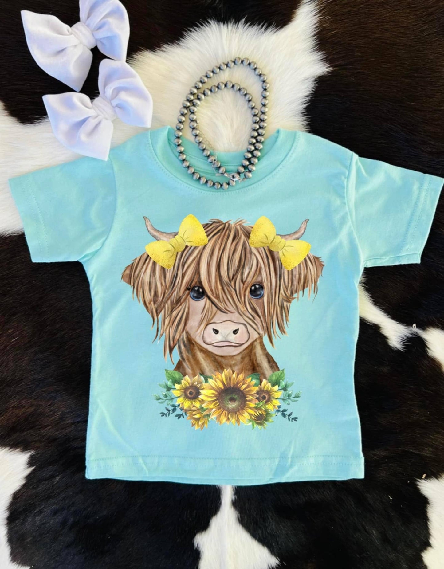 Sunflower highland cow Youth Tee